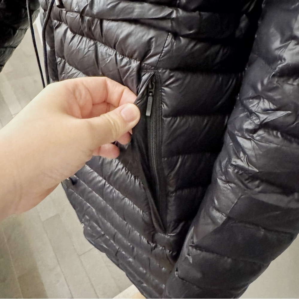 CONTEMPORAINS Lightweight Packable Winter Puffer Black Hooded Down Jacket Coat. - Picture 7 of 16